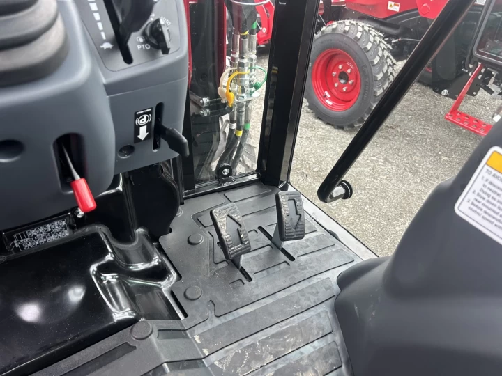 2026 TYM 3035HC CABINE CHARGEUR