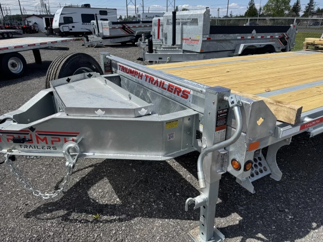 TRIUMPH TA102X20+5 DECKOVER AVEC DROP 5' 2025