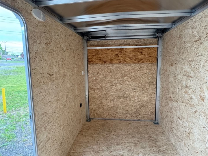 2025 LIGHTNING 6x10 Porte rampe | 6'' Extra hauteur