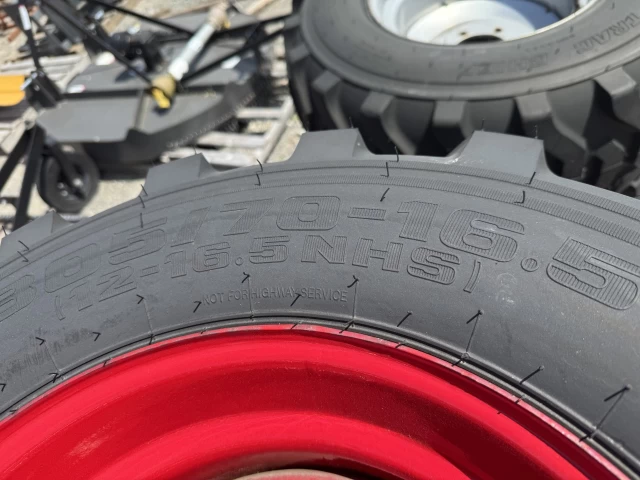 TIRON INDUSTRIEL TIRE  2024