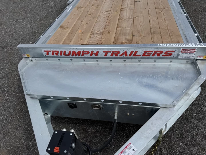 2025 TRIUMPH TRAILER TILT 82X20 8K LBS GALVANISÉ HD 12155LBS DE CHARGEMENT