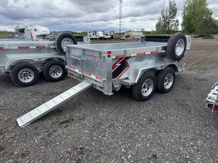 2025 TRIUMPH DOMPEUR 6X10 NOUVEAU ET EN STOCK 5200LBS D"ESSIEUX