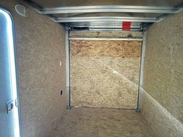 2023 Lightning 6x10 Aluminium | Simple essieu | Porte rampe | 6'' Extra hauteur