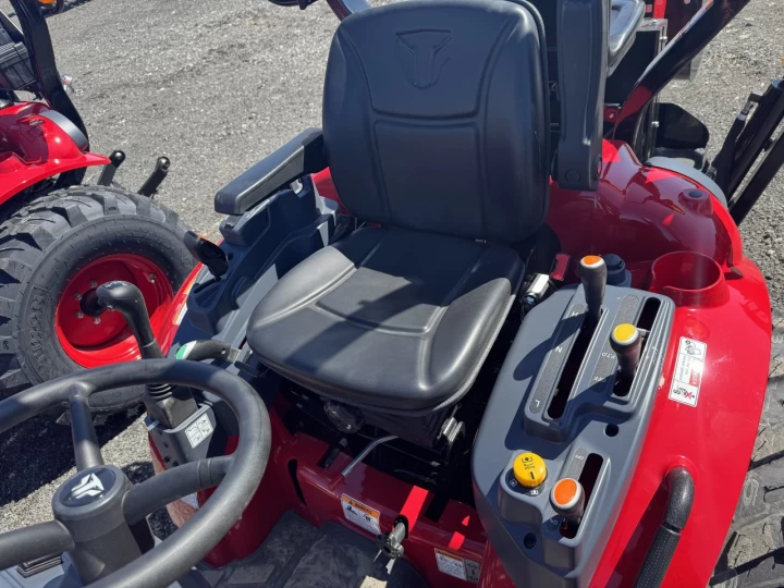 2025 TYM TRACTEUR T25 HST T.L.B CHARGEUR FRONTAL ET EXCAVATRICE