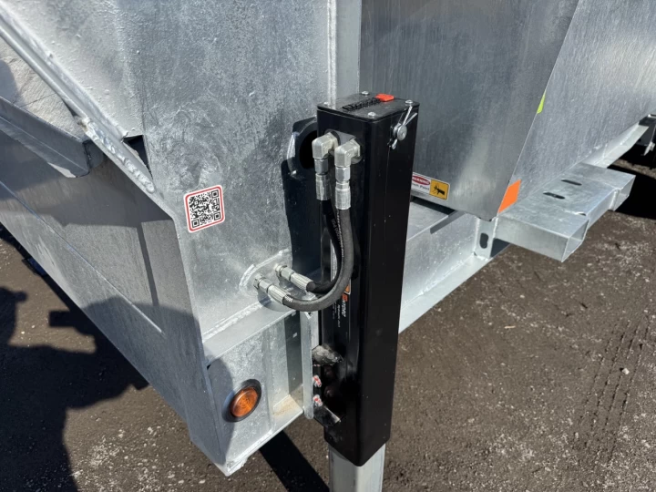 2025 TRIUMPH TAG 82"X16' 10K DOMPEUR GOOSNECK