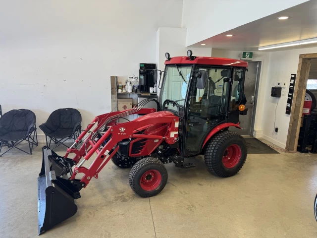 TYM T25HC CHARGEUR ET CABINE 2025
