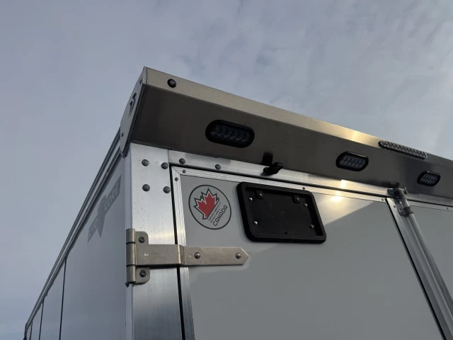 IDÉAL CARGO 8.5X16TA2 WORKZONE 2026