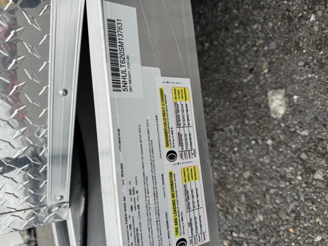 Lightning 7x14 Aluminium | Double essieux | Porte double 2025