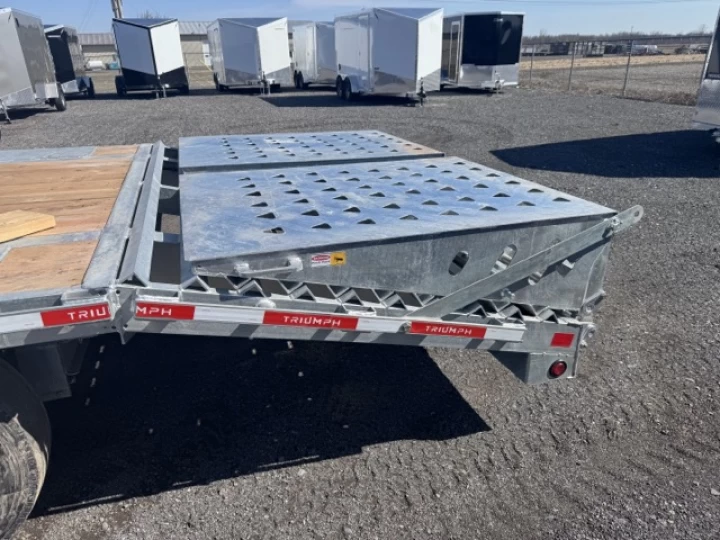 2025 TRIUMPH 102"X20'+5'DOVE 2 ESSIEUX DE 10K LBS