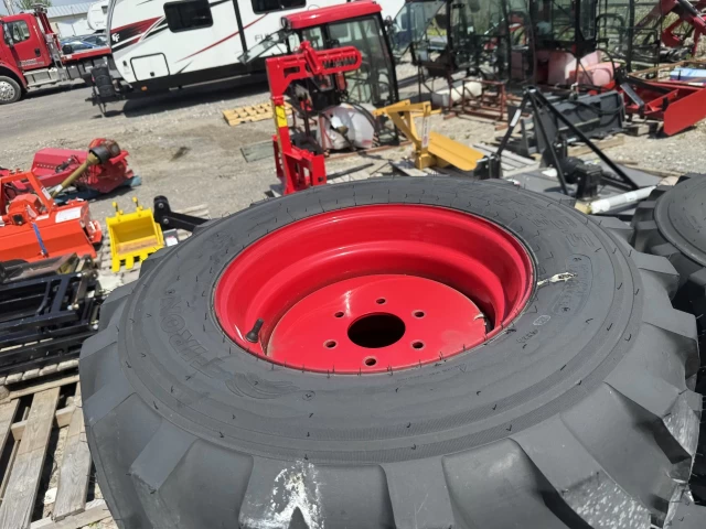 TIRON INDUSTRIEL TIRE  2024