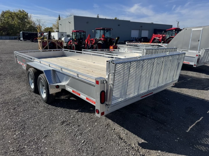 2026 TRIUMPH 80"X18 CONSTRUCTION EN ALUMINIUM