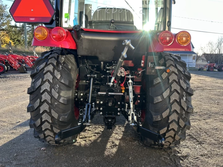 2026 TYM T3035CH LOADER CABINE